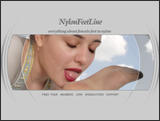 Nylonfeetline - Female feet in nylon